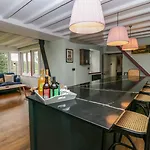 Grove House Сasa de vacaciones *