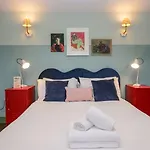 Сasa de vacaciones Grove House *