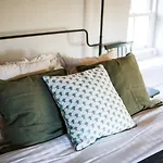 Grove House * Grange-over-Sands