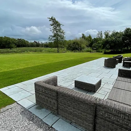 Grove House * Grange-over-Sands