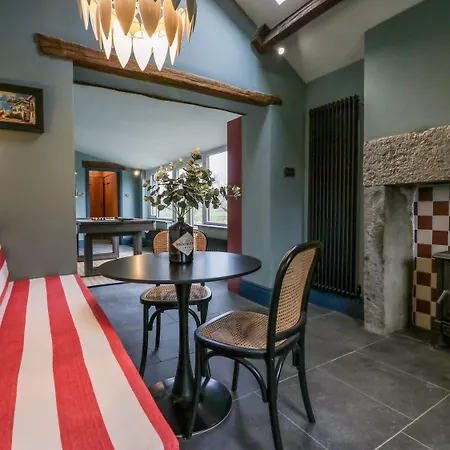 Grove House Holiday home *