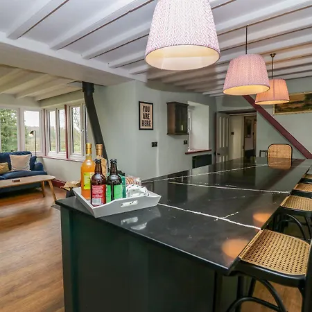 Grove House Holiday home *