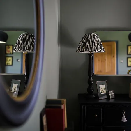 Grove House * Grange-over-Sands