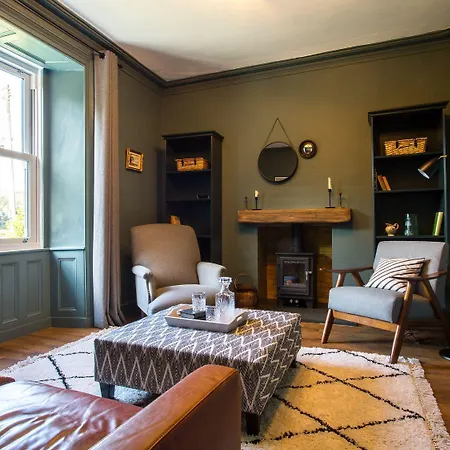 Grove House * Grange-over-Sands