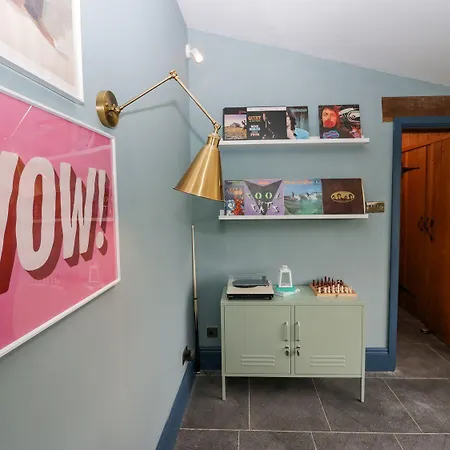 Grove House Semesterbostad